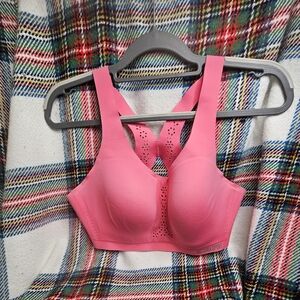 Victoria Secret -Victoria Sport Bra 38c